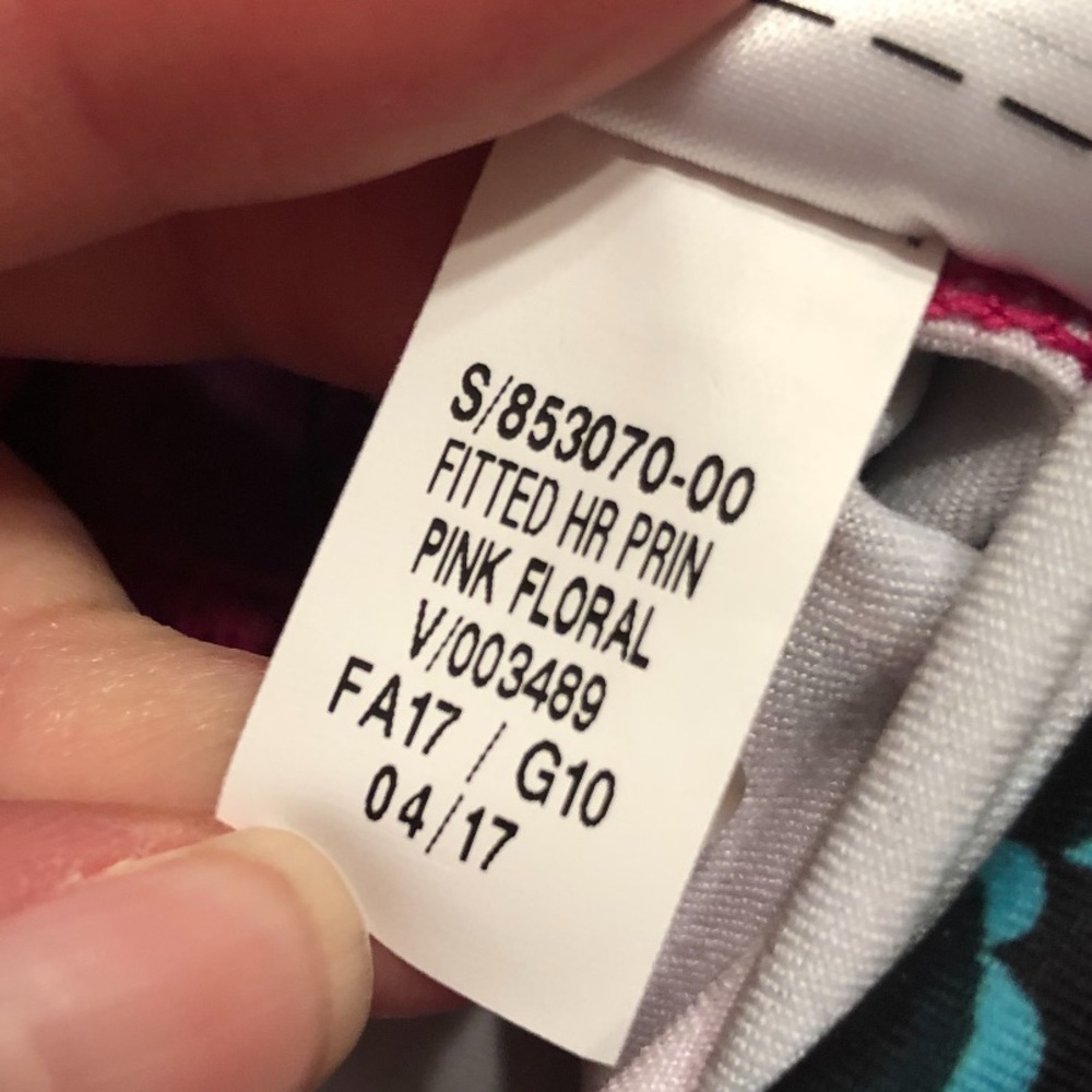 Old Navy Active Leggings and Sports Bra Set Floral - Picture 6 of 10